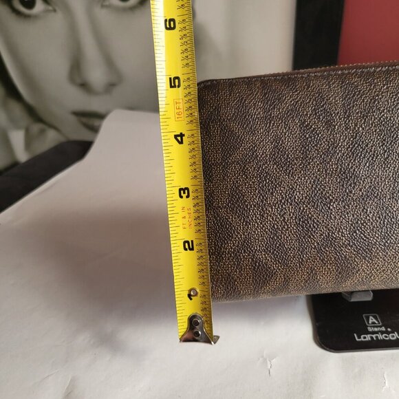 MICHAEL KORS JET SET WALLET CLUTCH CLASSIC STYLE - Picture 8 of 9